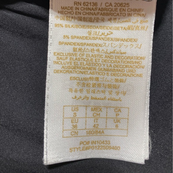 Guess by Marciano Silk Lace Flowy Square Neckline 3/4 Sleeve Blouse Size Small - Picture 11 of 11